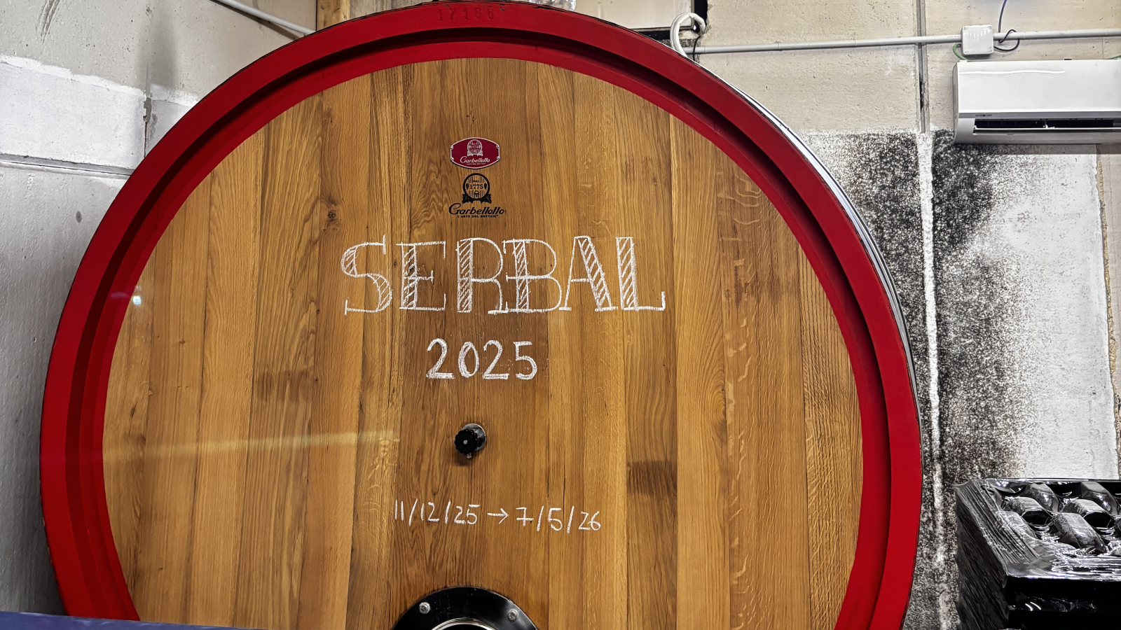 Vinos El Serbal - Adrián Alonso Camarero